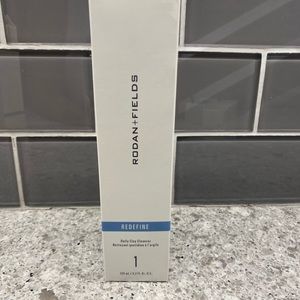 Rodan and Fields Redefine Daily Clay Cleanser